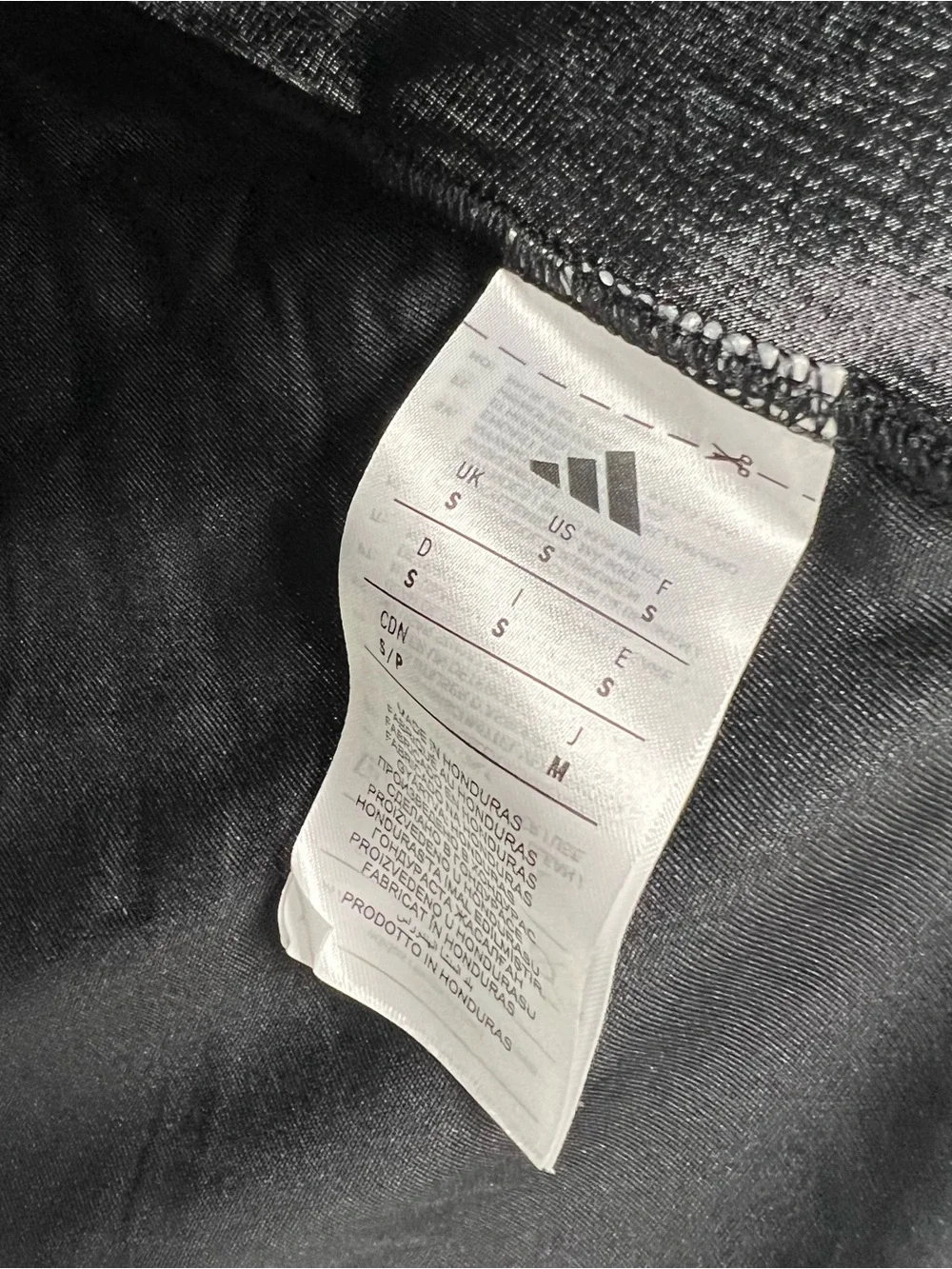 Adidas NWT men’s sport utility t shirt small